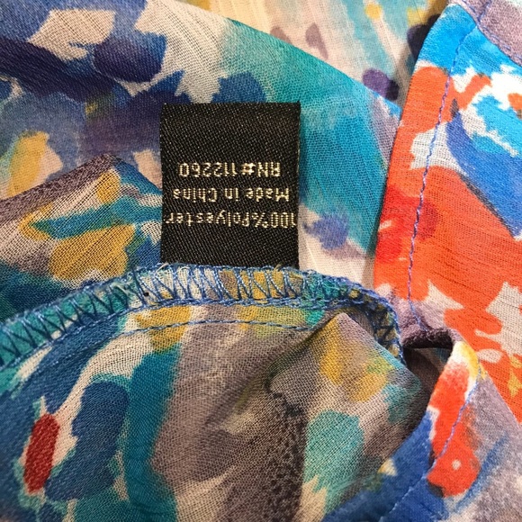 🍋Express sheer ruffle blouse🍋 - Picture 3 of 3